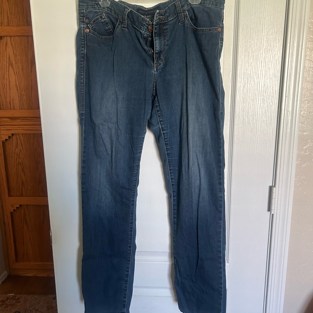 Rock & Republic Dark Blue Straight Leg Jeans